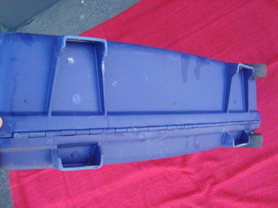 walizka podróżna na kółkach Samosonite gab=60 x 45 x 25 cm Solidna