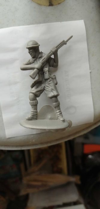 Солдат американской армии и солдатики СССР и Обмен на смартфон картины