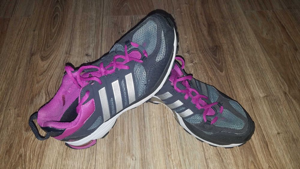 Buty ADIDAS Supernova RIOT 5 39/40 25cm biegowe terenowe Continental