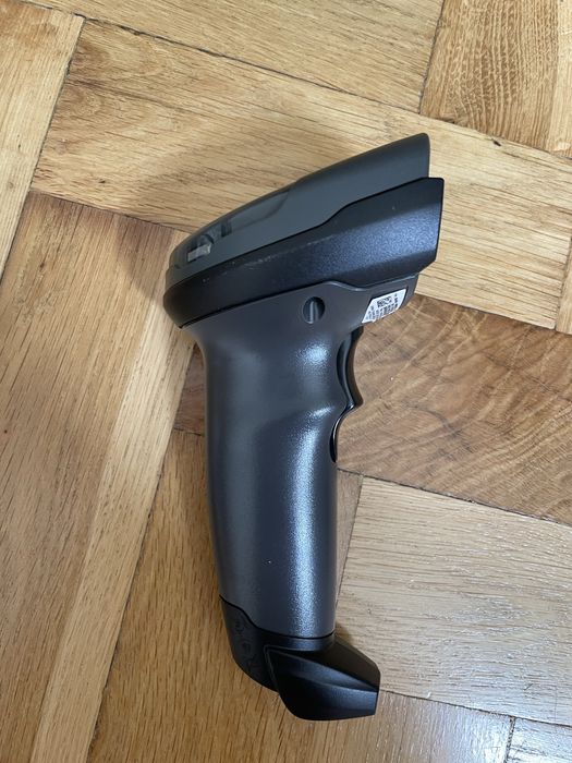 skaner Zebra DS4608