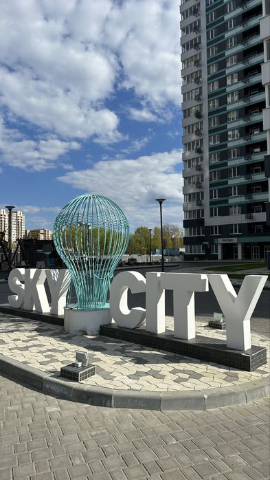 2-кімнатна з сучасним ремонтом в ЖК Sky City