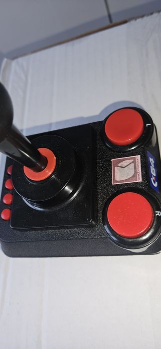 Commodore c64 retro konsola