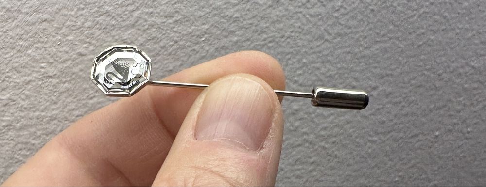 Alfinete de gravata Swarovski