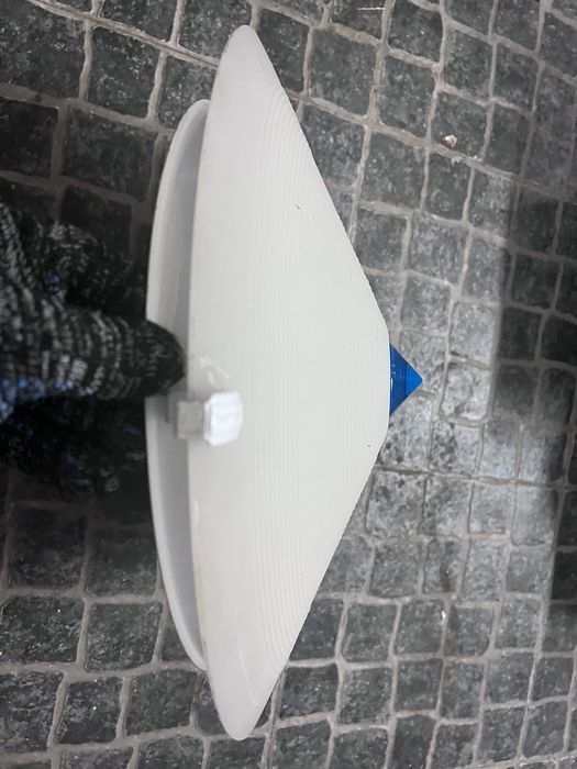 Candeeiro fixo ao tecto