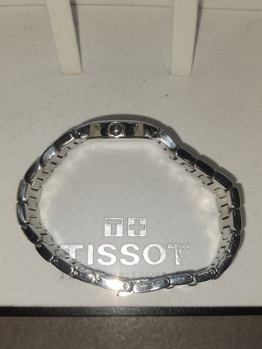 Часы женские TISSOT