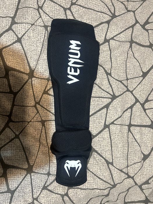 Захист для боксу та єдиноборства Venum