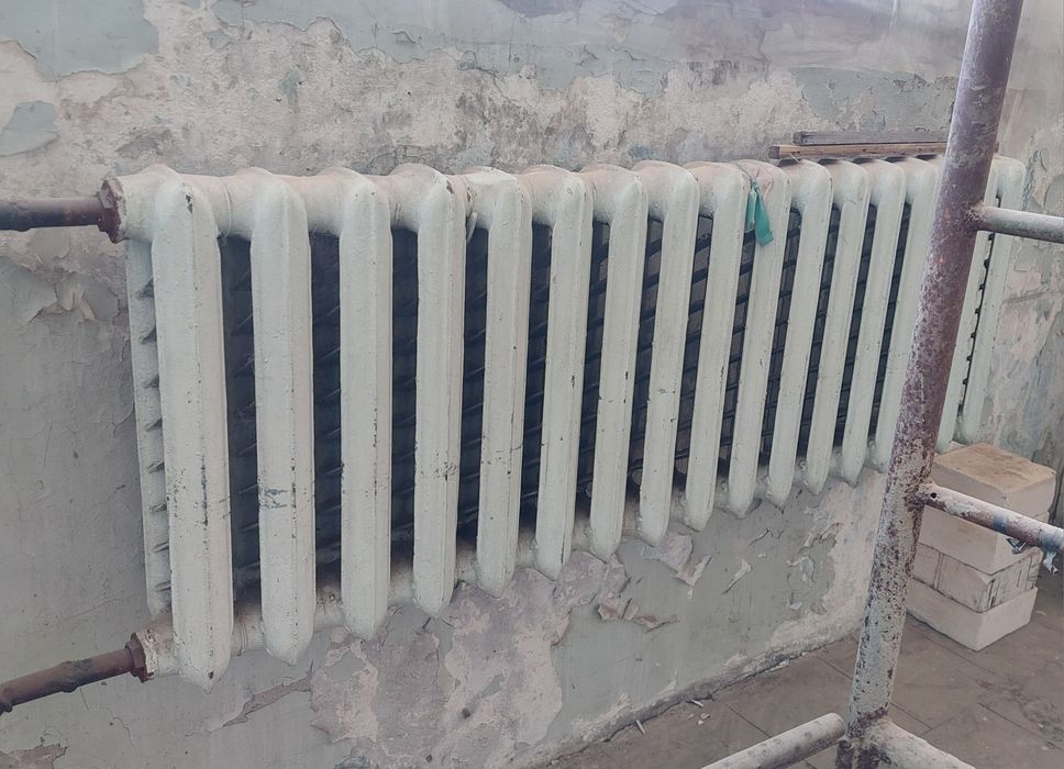 Батареї чугунні б/у