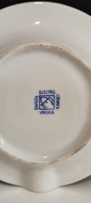 Cinzeiro Electro cerâmica Candal - Brandy Constantino