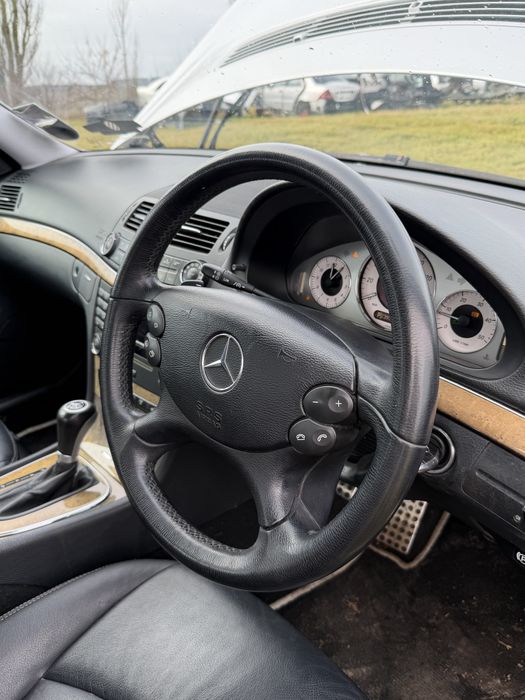 Розборка w211 Mercedes E-class фари кридо капот запчасти