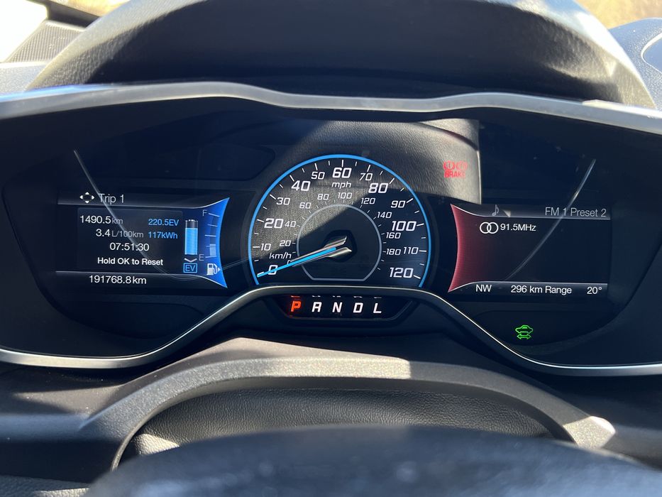 Ford C-max  hybrid sel