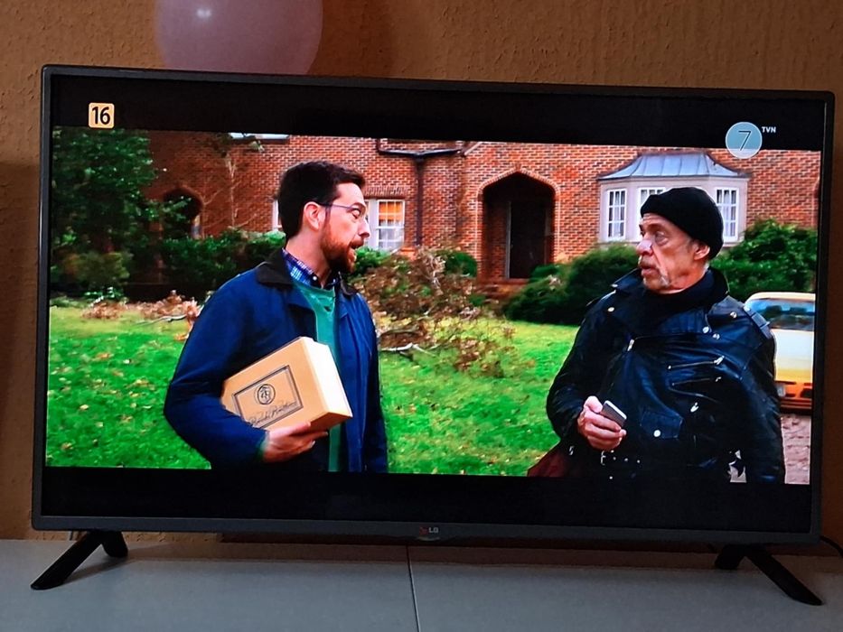 Sprzedam LG 42 cale Led wraz pilotem dobrym stanie