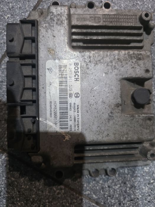 Trafic Vivaro Komputer Sterownik ECU 1.9