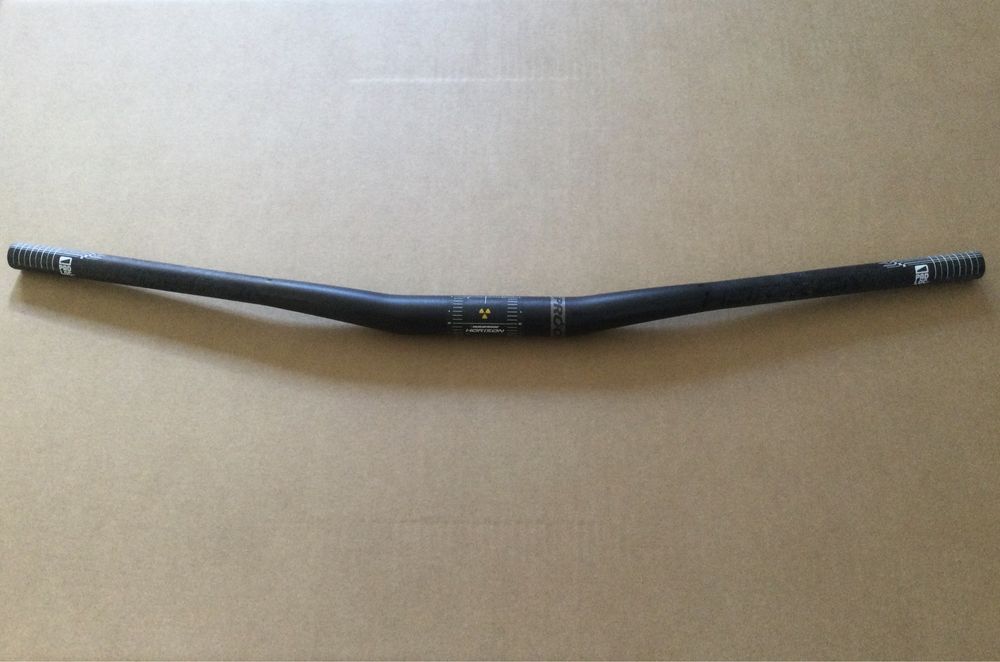 Guiador de carbono Nukeproof Horizon