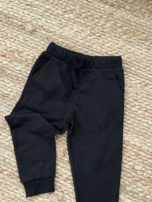 Штани чорні спортивні