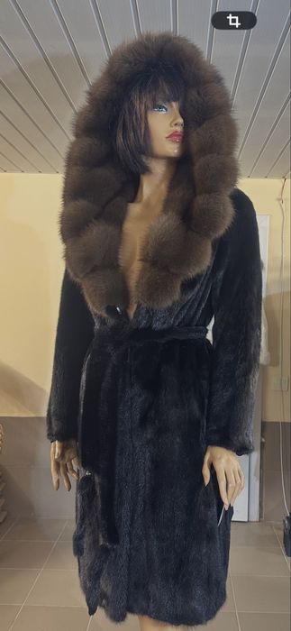 Рр s-m 46. Норковая шуба.  Капюшен Соболь. Итплия