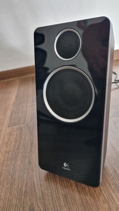 Głośniki Logitech Z-10 30w RMS AUX Panel dotykowy