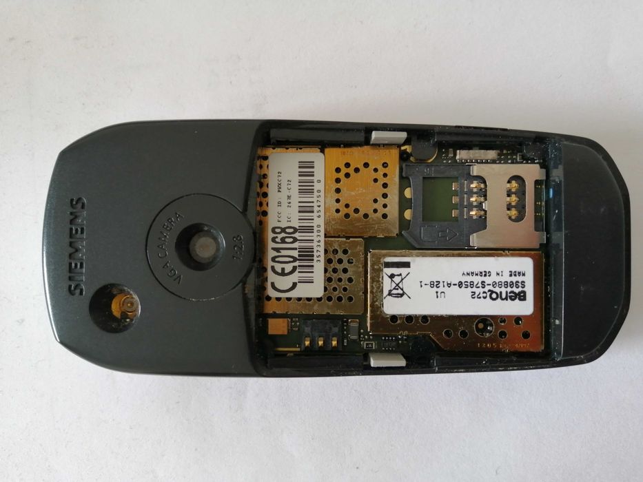 Telemóvel Siemens CV65, com carregador