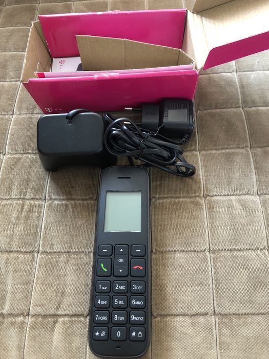 Telefon bezprzewodowy sinus 207