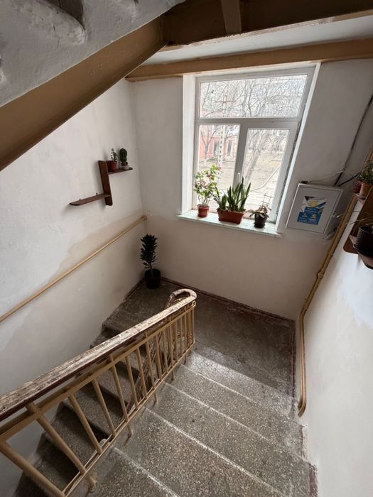 Продается 2-к квартира на ул. Театральная