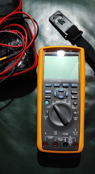 Мультиметр / тестер Fluke 289
