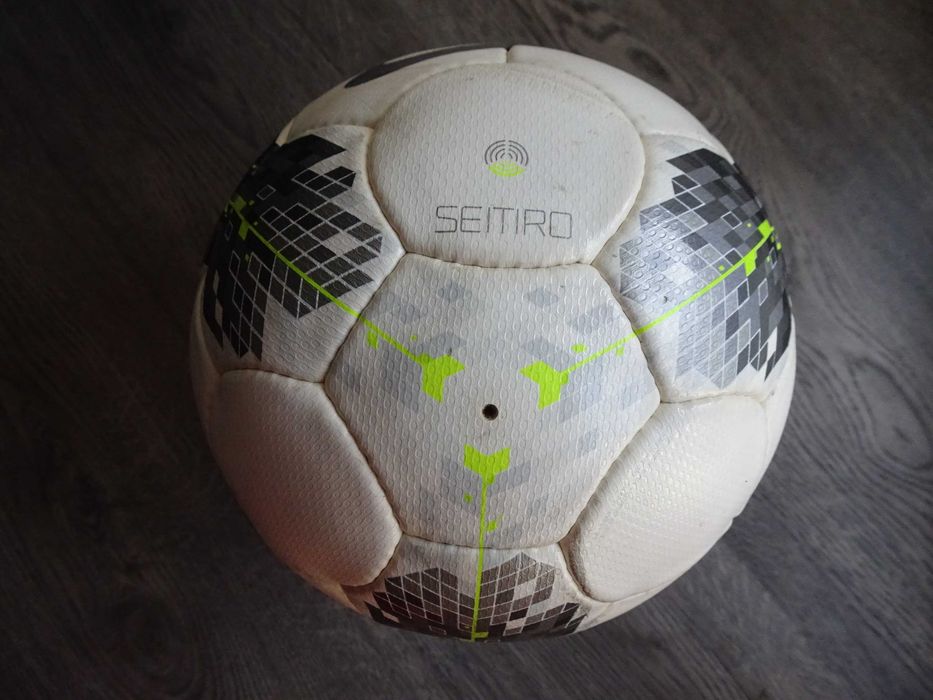 Bola futebol de jogo match ball 2011 Nike Seitiro