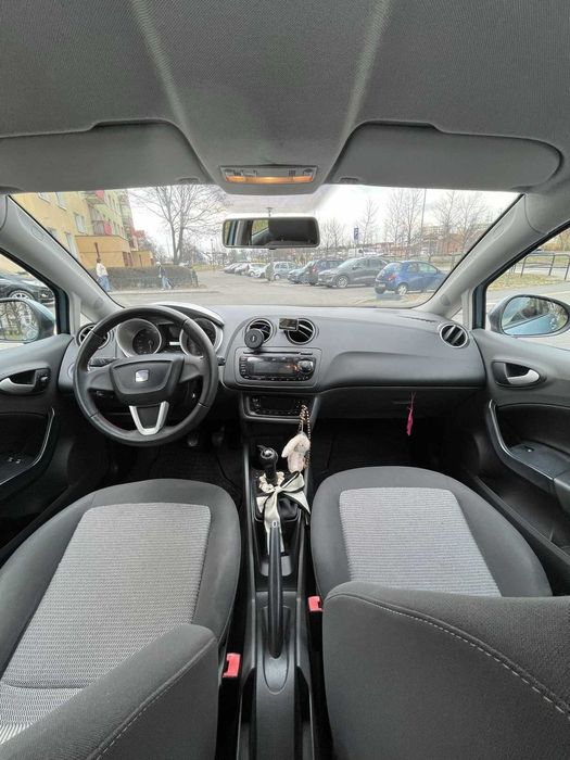 SEAT, IBIZA, samochód osobowy 2009r