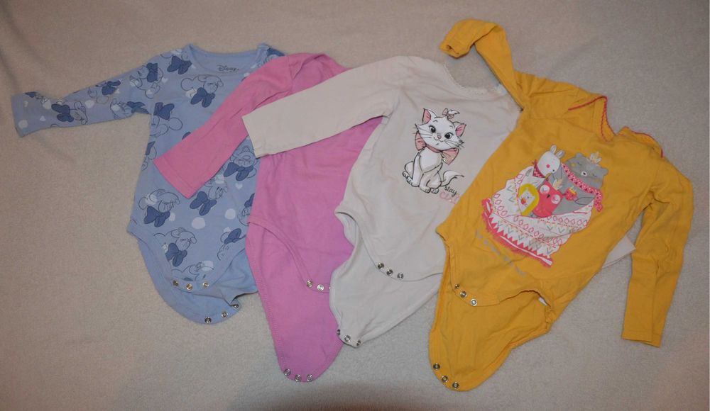 zestaw ubrań rozm. 86