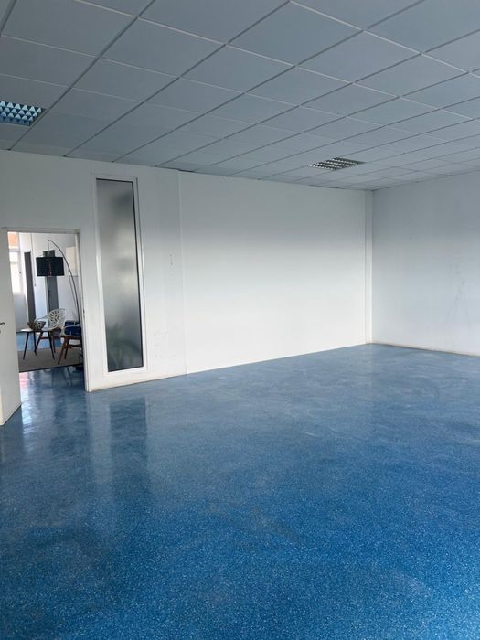 Aluga-se Escritorio em Santa Iria