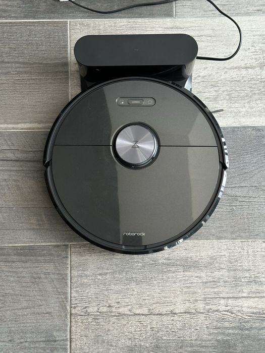 Миючий робот-пилисос RoboRock s6