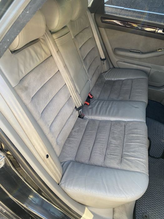 Задній диван ауді а6 с5 беж алькантара диван Audi a6c5 седан