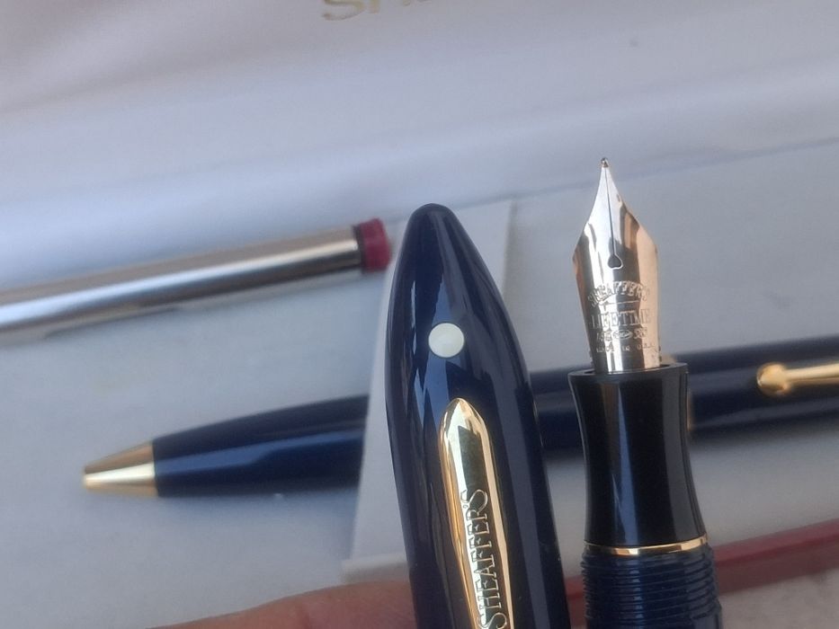 Canetas tinteiro Sheaffer Balance azul e ouro aparo 18K