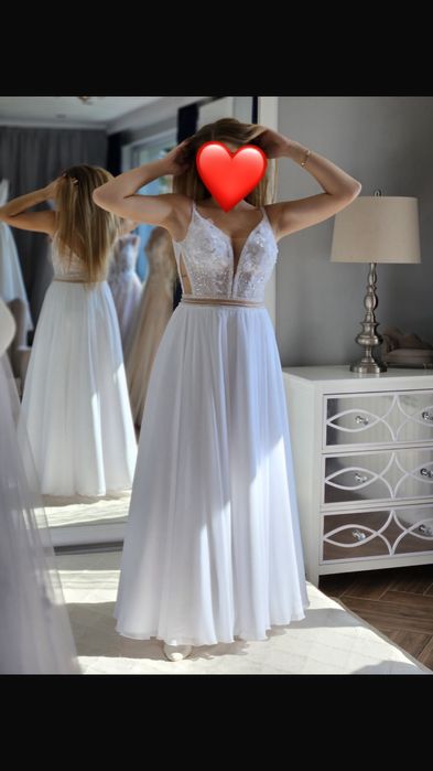 Suknia ślubna biała z welonem