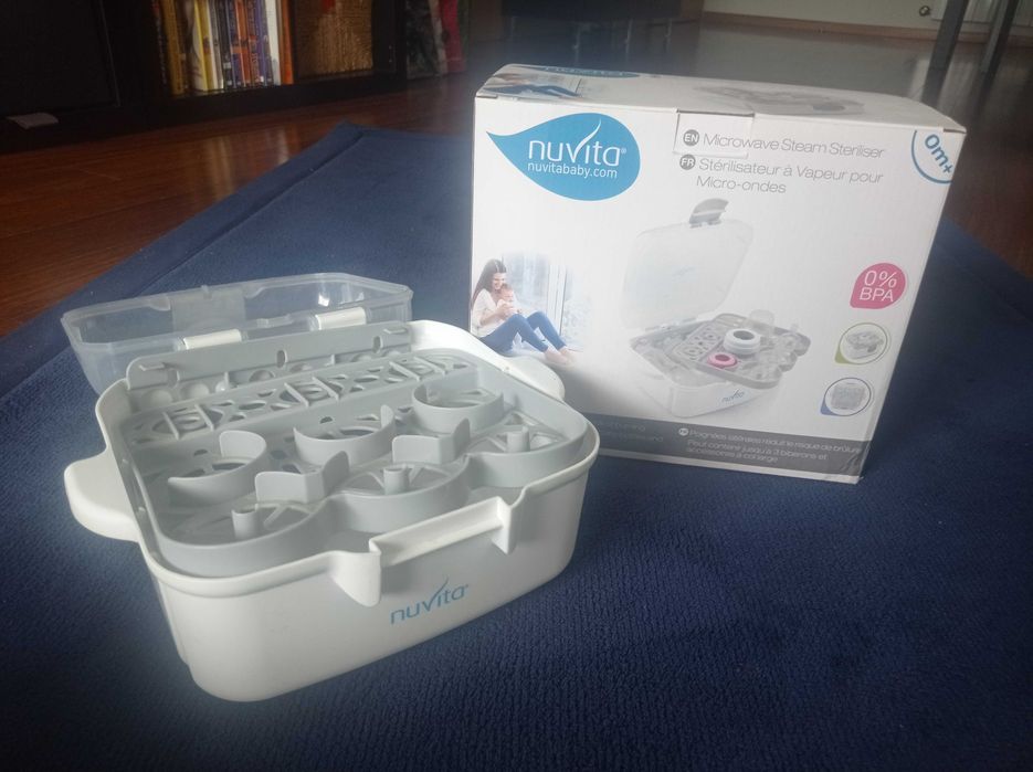 Esterilizador de biberões (no micro-ondas) - Nuvita