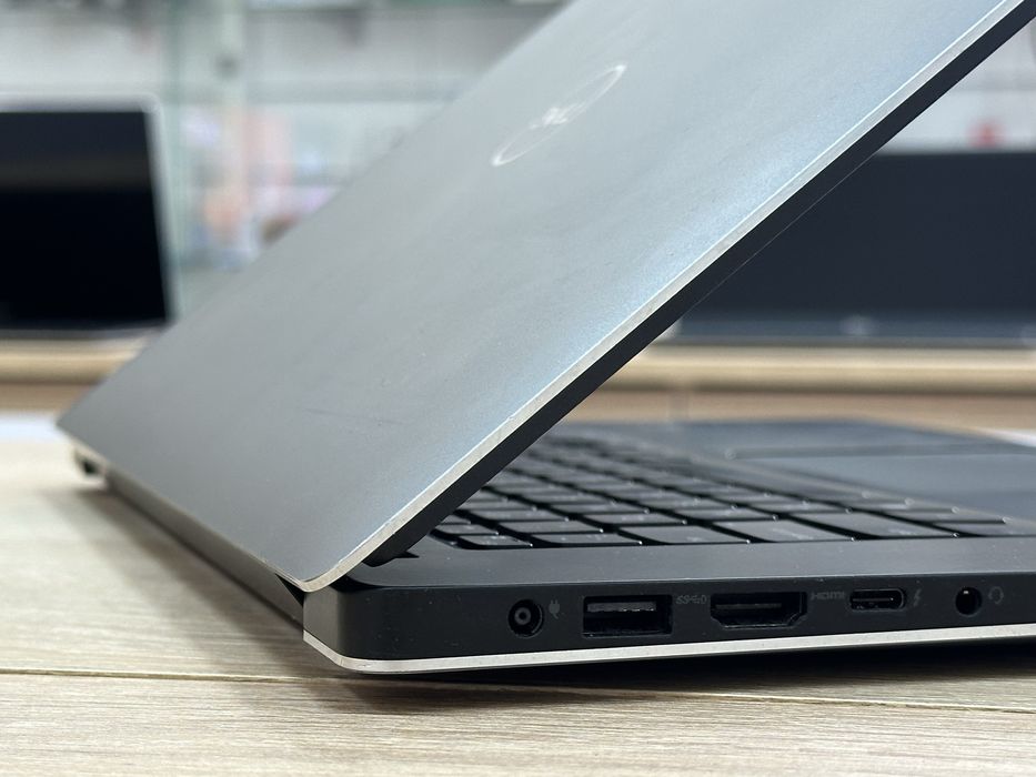 Dell XPS 15 7590 i5-9400H 16/256gb FullHD IPS ShopusCenter