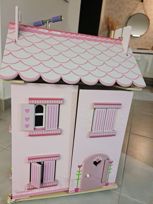 Casa bonecas madeira