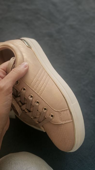 Nowe buty rozm. 38 ELLE