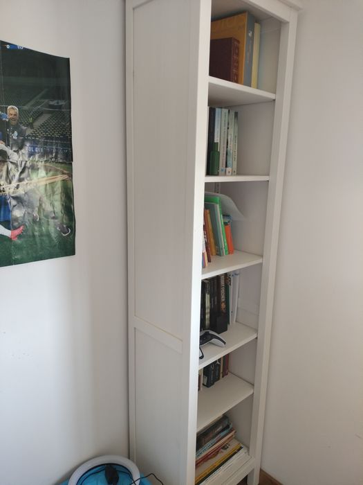 Estante IKEA branca