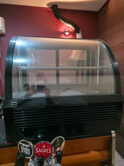 Metro Professional Vitrine