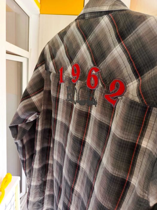 Рубашка в клетку. 11-14 лет. Длина 70 см