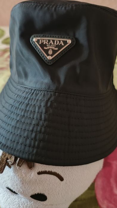 PRADA Панама з поліаміду жіноча чорна