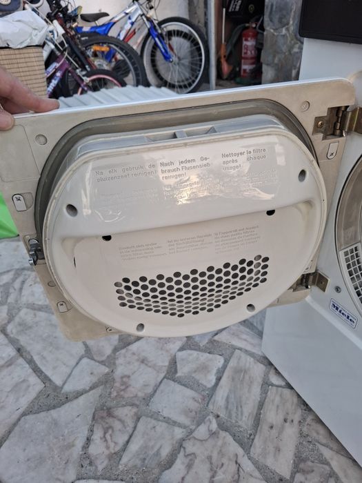 Maquina de Secar Industrial Miele em Excelente Estado