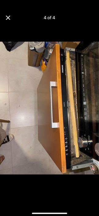 Máquina de lavar a loiça Siemens de encastre