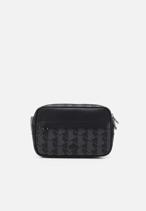 оригінальна сумка Lacoste The Blend Body