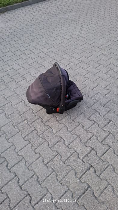 Fotelik nosidełko z Holandi