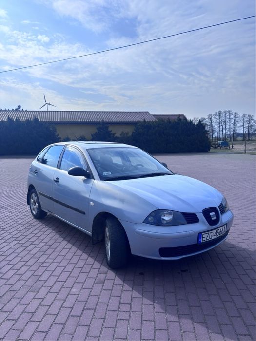 Seat Ibiza 1.4b niski przebieg