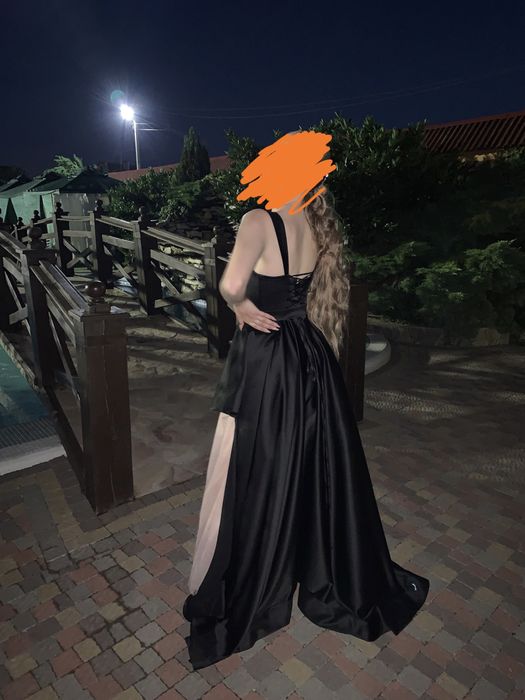 Випускна сукня S плаття платье выпускное