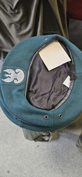 Beret wojskowy nowy