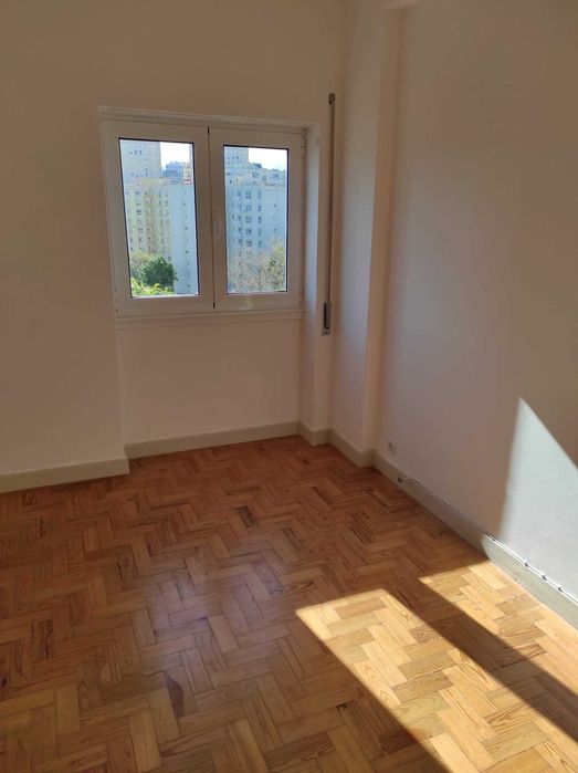 Simpático Apartamento T2 Olivais SUL