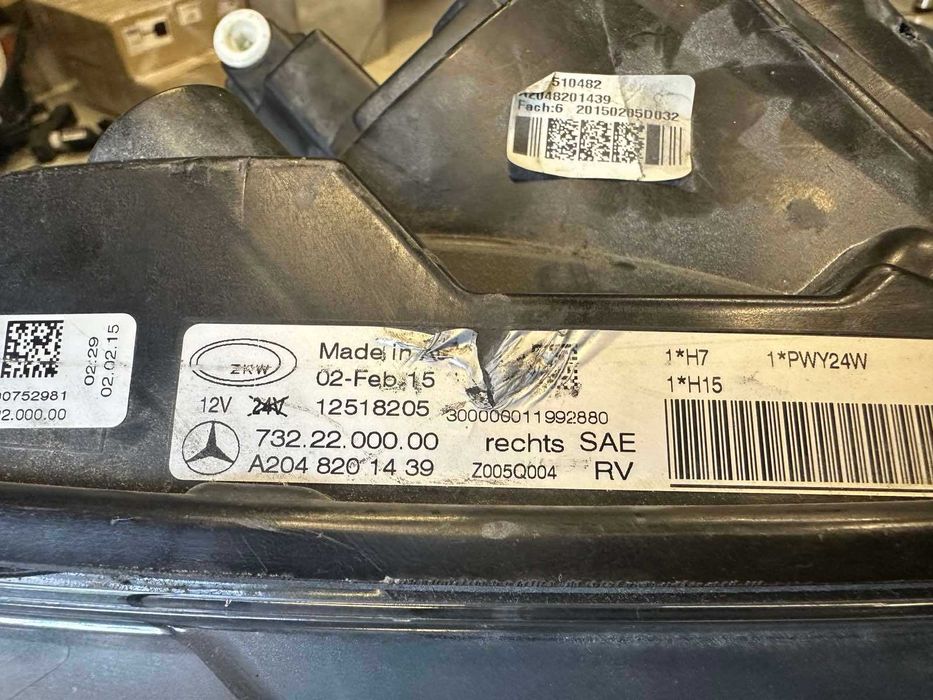 Фара правая Mercedes GLK A2048201439 2012 2013 2014 2015