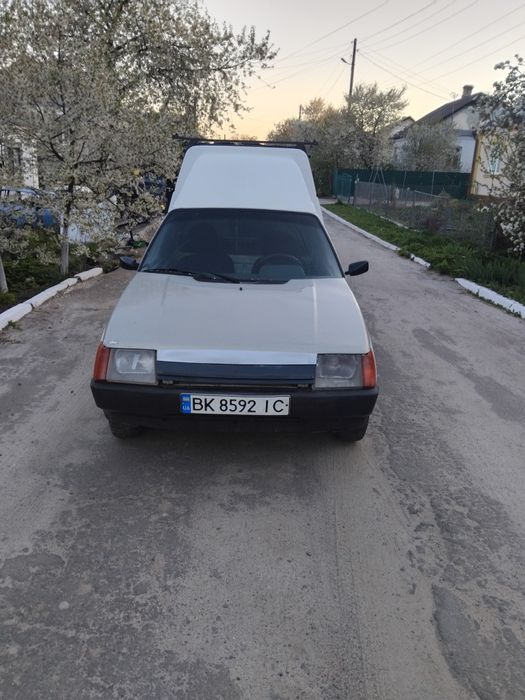Продам заз інжектор 1.3 пікап , таврія пікап цілою або запчатини, можливи обимін